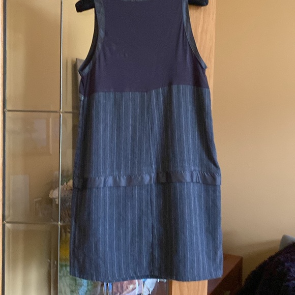 Mini dress from France - Picture 4 of 7